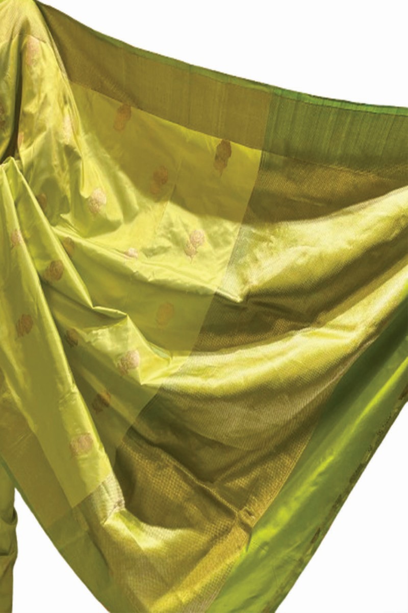 Embellished, Embroidered Bollywood
                                    Organza Saree (Green)