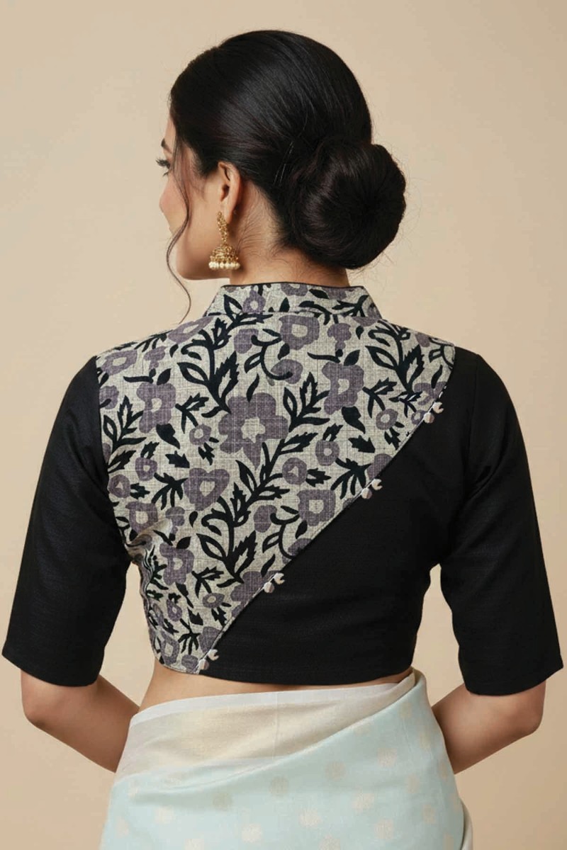 Embellished, Embroidered Bollywood
                                    Organza Saree (Green)