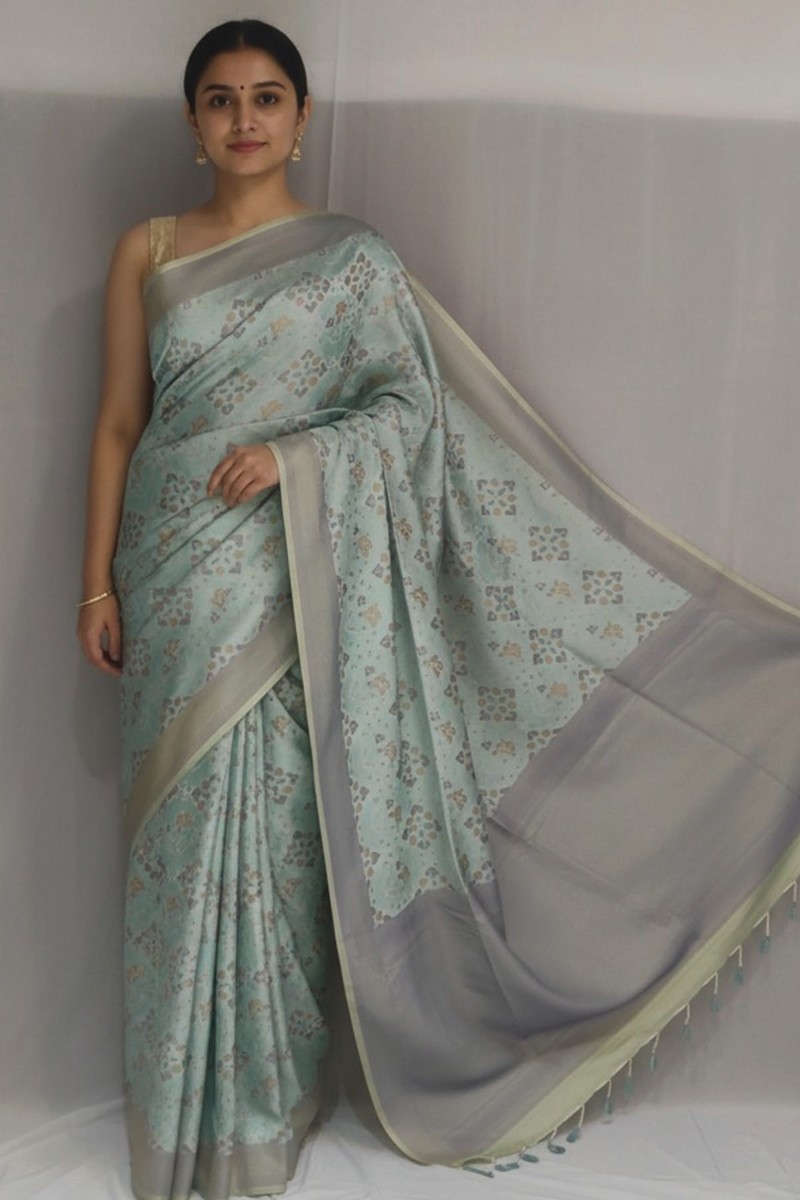 Embellished, Embroidered Bollywood
                                    Organza Saree (Green)