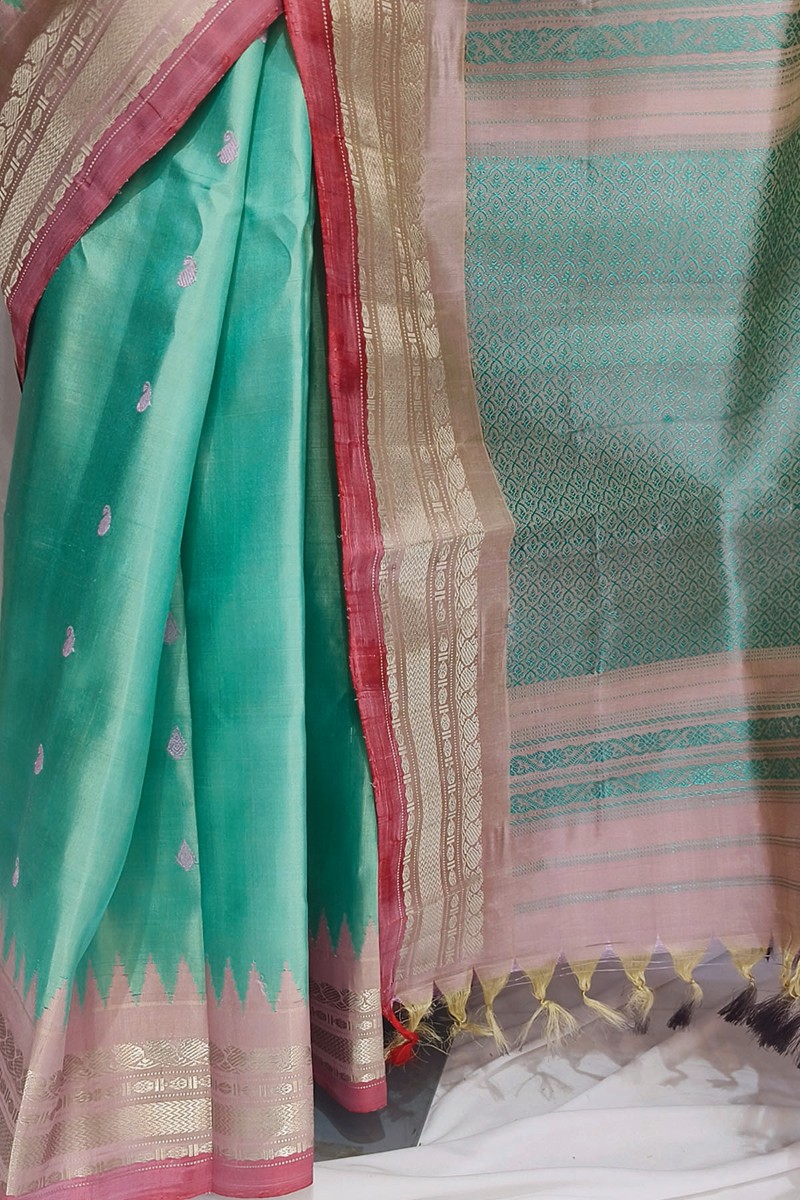 Embellished, Embroidered Bollywood
                                    Organza Saree (Green)
