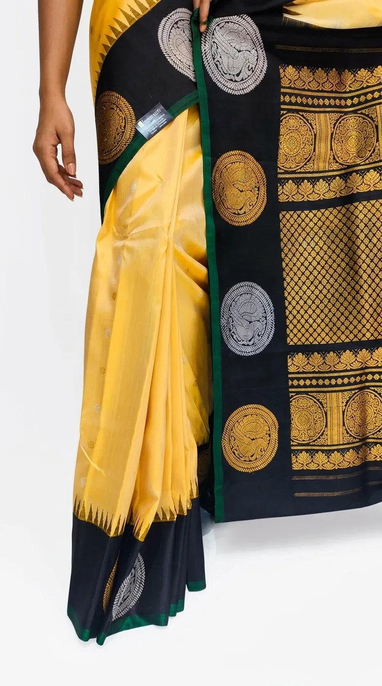 Embellished, Embroidered Bollywood
                                    Organza Saree (Green)